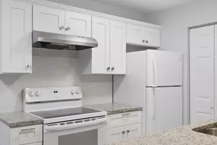 621 Virginia Rd, Crystal Lake, IL 60014 - Photo 11