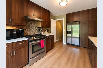 2021 Grant Street, Evanston, IL 60201 - Photo 9
