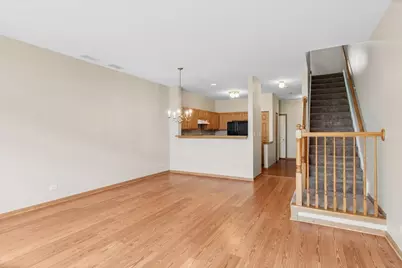 933 Genesee Court, Naperville, IL 60563 - Photo 5