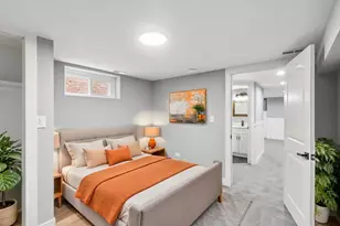 9023 S Oglesby Ave, Chicago, IL 60617 - Photo 11