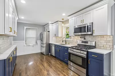 9023 S Oglesby Avenue, Chicago, IL 60617 - Photo 3