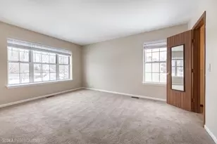 554 Abbeywood Dr, Cary, IL 60013 - Photo 15