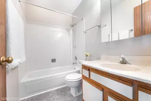 554 Abbeywood Dr, Cary, IL 60013 - Photo 21