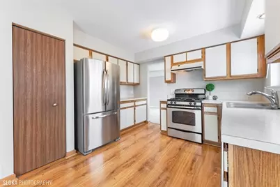 554 Abbeywood Drive, Cary, IL 60013 - Photo 7