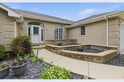 13616 Lost Boy Lane, Homer Glen, IL 60491 - Photo 3