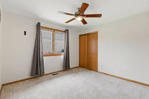 13616 Lost Boy Ln, Homer Glen, IL 60491 - Photo 17