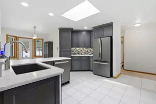 13616 Lost Boy Ln, Homer Glen, IL 60491 - Photo 9