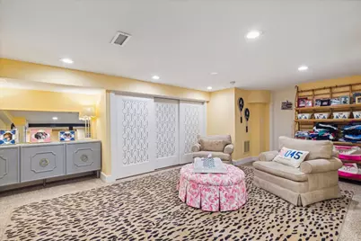 635 Green Briar Lane, Lake Forest, IL 60045 - Photo 25