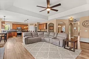 483 Glover Dr, North Aurora, IL 60542 - Photo 13