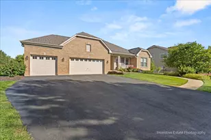 483 Glover Dr, North Aurora, IL 60542 - Photo 3