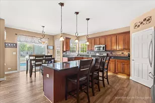 483 Glover Dr, North Aurora, IL 60542 - Photo 15
