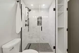 2101 W Rice St, Chicago, IL 60622 - Photo 23