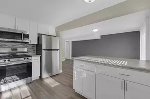 9272 N Home Terrace, Des Plaines, IL 60016 - Photo 7