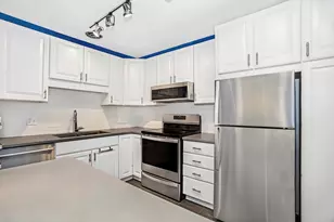 835 Ridge Ave, Evanston, IL 60202 - Photo 5