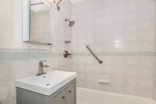 835 Ridge Ave, Evanston, IL 60202 - Photo 7