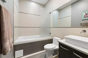 2242 W Chicago Ave, Chicago, IL 60622 - Photo 21