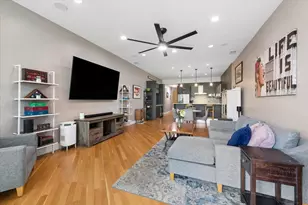 2242 W Chicago Ave, Chicago, IL 60622 - Photo 5