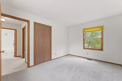 2456 Bridgewater Drive, Woodstock, IL 60098 - Photo 27
