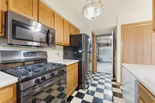 2456 Bridgewater Dr, Woodstock, IL 60098 - Photo 11