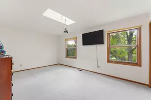 2456 Bridgewater Dr, Woodstock, IL 60098 - Photo 23