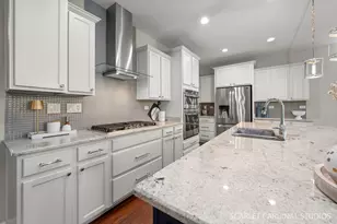 851 Heatherfield Cir, Naperville, IL 60565 - Photo 5