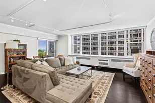 4250 N Marine Dr, Chicago, IL 60613 - Photo 7
