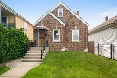 5424 N Mobile Avenue, Chicago, IL 60630 - Photo 1