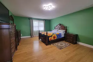 755 Rodenburg Rd, Roselle, IL 60172 - Photo 11