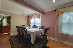 755 Rodenburg Rd, Roselle, IL 60172 - Photo 5
