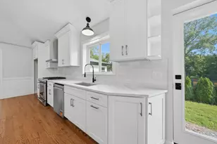 75 Brookdale Ln, Palatine, IL 60067 - Photo 9