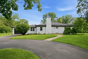 75 Brookdale Ln, Palatine, IL 60067 - Photo 1