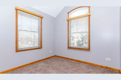 1033 Hayes Avenue, Oak Park, IL 60302 - Photo 17