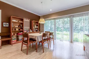 2230 Chestnut St, Waukegan, IL 60087 - Photo 11