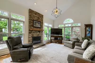 1820 Nicholson Drive, Hoffman Estates, IL 60192 - Photo 17