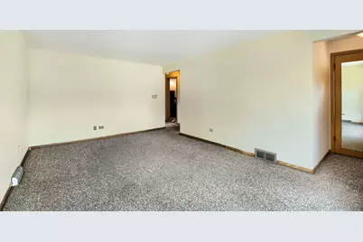 10749 S Rockwell Street, Chicago, IL 60655 - Photo 3