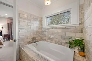 2705 N Bosworth Ave, Chicago, IL 60614 - Photo 37