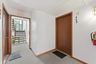 13248 W Circle Dr Pkwy, Crestwood, IL 60418 - Photo 5