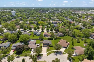 1825 Northbridge Pl, Downers Grove, IL 60516 - Photo 31