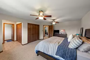 1825 Northbridge Pl, Downers Grove, IL 60516 - Photo 15