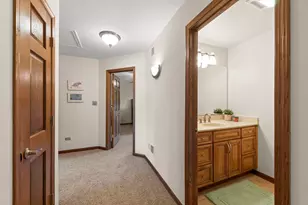 1825 Northbridge Pl, Downers Grove, IL 60516 - Photo 13