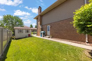 1825 Northbridge Pl, Downers Grove, IL 60516 - Photo 29