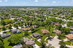 1825 Northbridge Pl, Downers Grove, IL 60516 - Photo 37