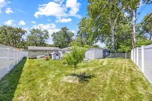 1629 Charles Dr, Glendale Heights, IL 60139 - Photo 9