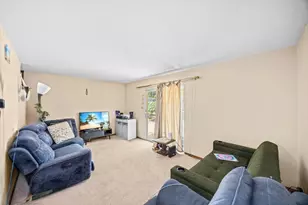 1629 Charles Dr, Glendale Heights, IL 60139 - Photo 5