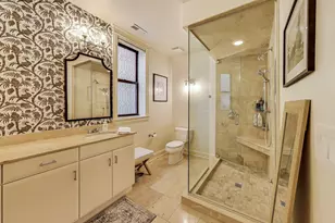 1420 W Belle Plaine Ave, Chicago, IL 60613 - Photo 11