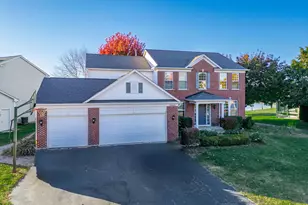 3960 Georgetown Cir, Algonquin, IL 60102 - Photo 3