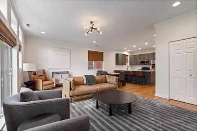 1929 N Sawyer Avenue #2, Chicago, IL 60647 - Photo 7