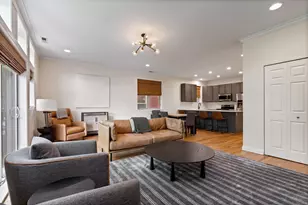 1929 N Sawyer Ave, Chicago, IL 60647 - Photo 7