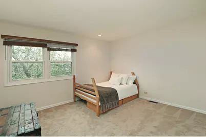 1255 Laurel Avenue, Deerfield, IL 60015 - Photo 13