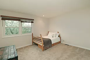1255 Laurel Ave, Deerfield, IL 60015 - Photo 13